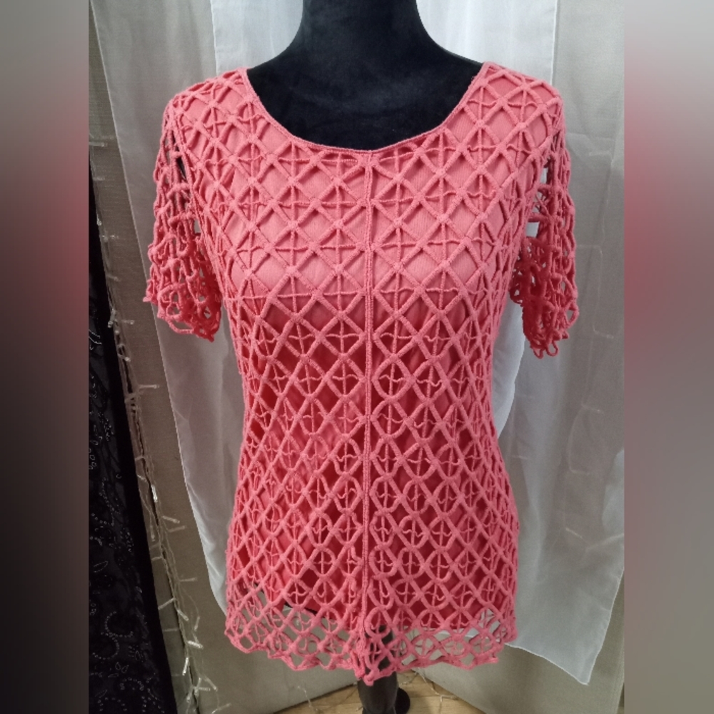 Christopher and Banks beautiful top